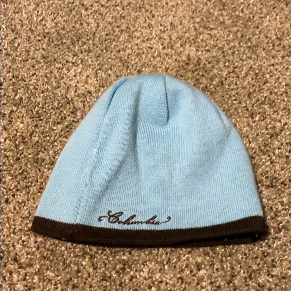 Columbia reversible beanie